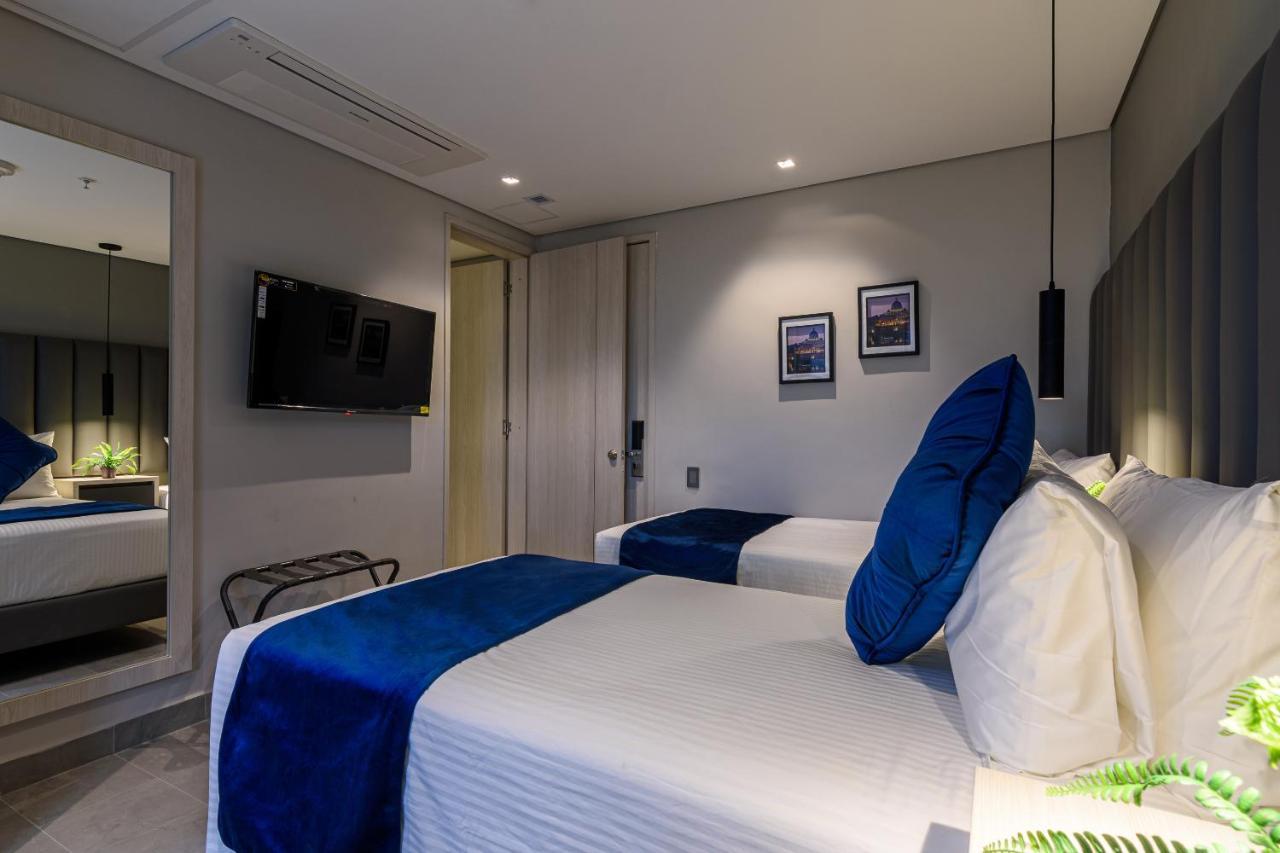 4 Sur Hotel Medellín Buitenkant foto