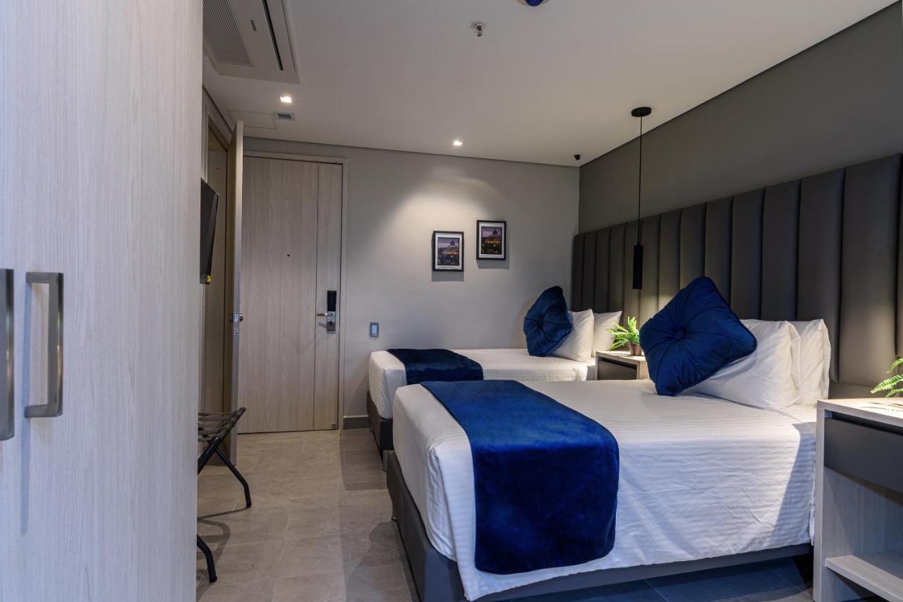 4 Sur Hotel Medellín Buitenkant foto