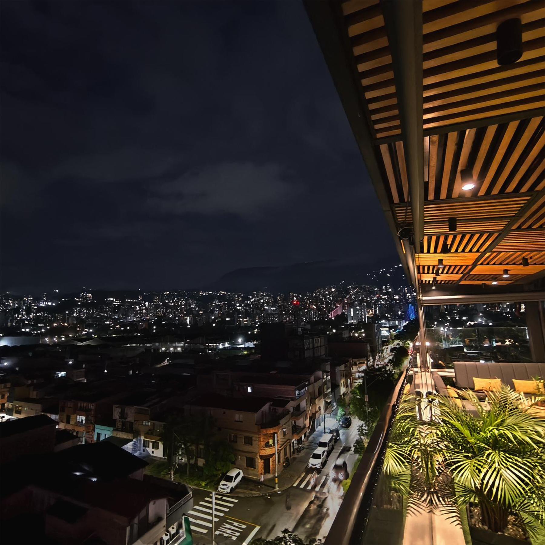 4 Sur Hotel Medellín Buitenkant foto